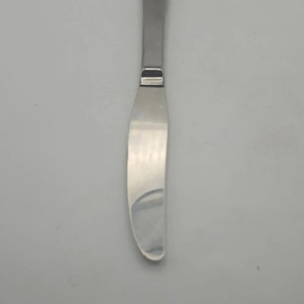 Vintage Oneida Community Peter Rabbit‎ Child Knife Flatware Stainless 6.75in